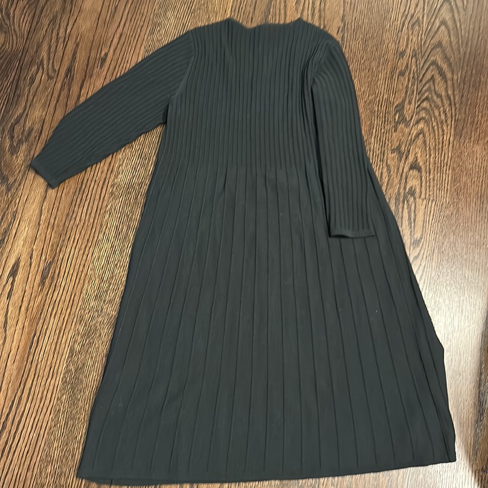 Eileen Fisher dress size small - Picture 4 of 4